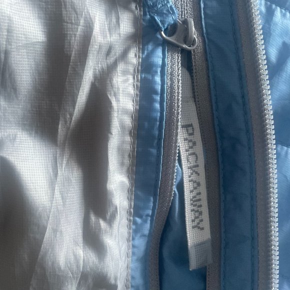 LL Bean Pack Away Light Weight Jacket - Picture 5 of 7